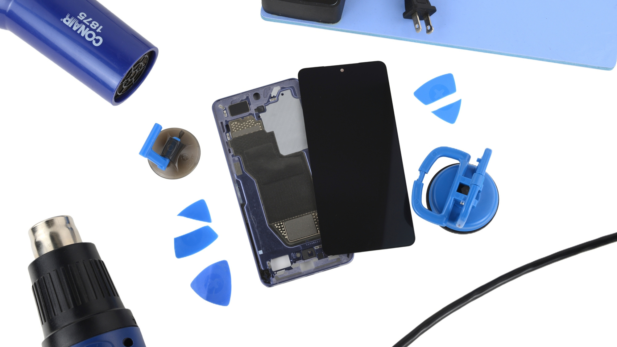 Teardown of the Samsung Galaxy S26 Ultra